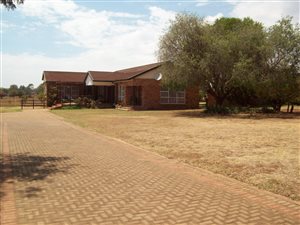 4.3 ha Smallholding in Elandsvlei