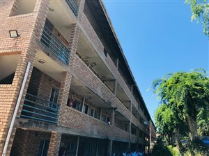 3 Bed Apartment in Empangeni Central