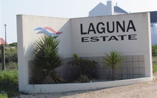 609 m² Land available in Laguna Sands