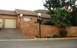 3 Bedroom Townhouse in Cashan