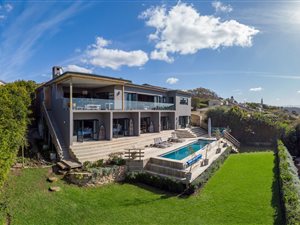 4 Bed House in Lower Robberg