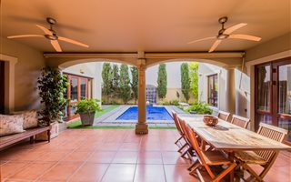 4 Bedroom House in Boschenmeer Golf Estate