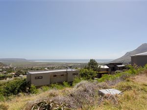 1000 m² Land available in San Michel
