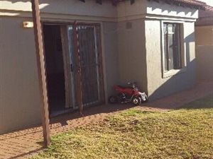 2 Bedroom Simplex in Randfontein