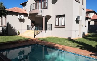 3 Bedroom House in Moreleta Park