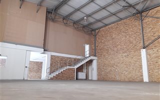 430 m² Industrial space in Stormill