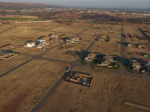 500 m² Land available in Zambezi Manor Estate