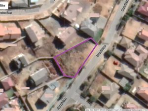 423 m² Land available in Cosmo City