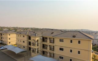2 Bedroom Apartment in Summerset