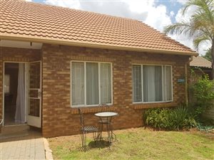 2 Bedroom Townhouse in Rietvalleirand