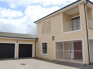 4 Bed House in Rouxville
