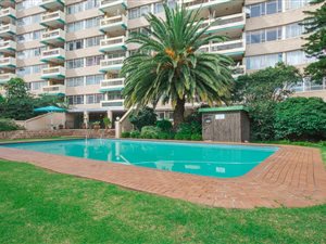 3 Bed Apartment in Parktown