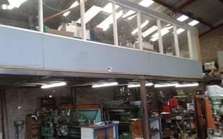 332 m² Industrial space in Dunswart