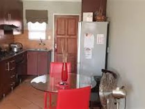 2 Bed Townhouse in Albertsdal