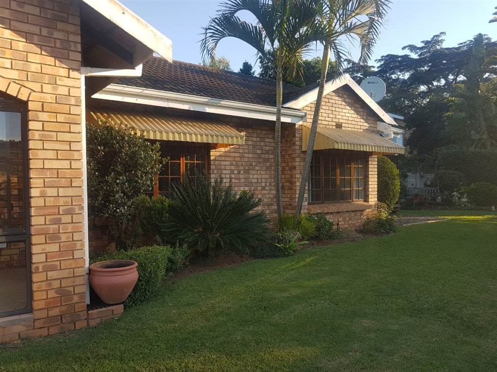 3 Bedroom Townhouse in Lester Park photo number 4