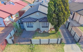 4 Bedroom House in Lenasia South