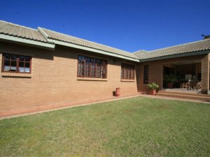 3 Bed Townhouse in Bela-Bela (Warmbaths)