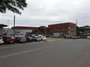 1724 m² Industrial space in New Germany