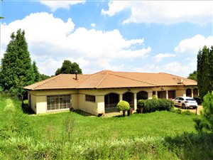 5 Bed House in Glen Austin