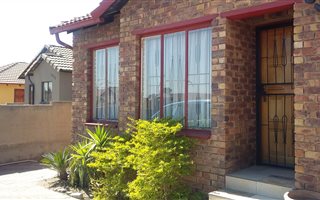 3 Bedroom House in Birch Acres