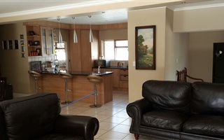3 Bedroom House in Heather Park