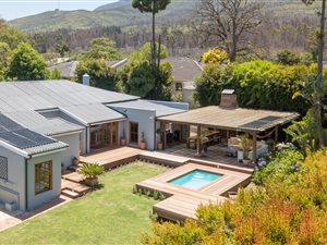 5 Bed House in Fernridge