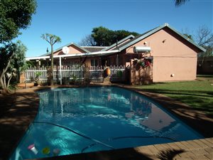 3 Bed House in Dan Pienaarville