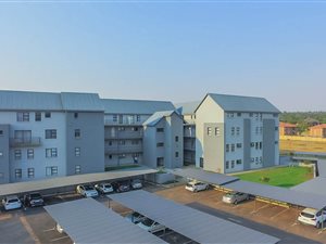3 Bedroom Apartment in Eldoraigne