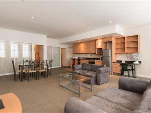 3 Bed Apartment in Cape Town City Centre