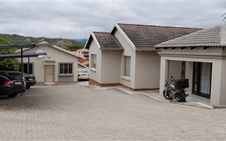 2 Bedroom Townhouse in Stonehenge