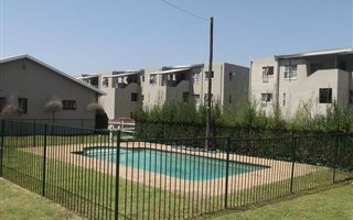 3 Bedroom Apartment in Chase Valley