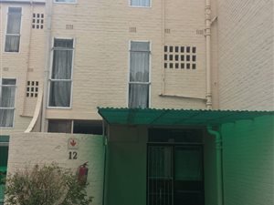 4 Bed Duplex in Pelham
