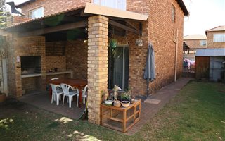 2 Bedroom Apartment in Allens Nek
