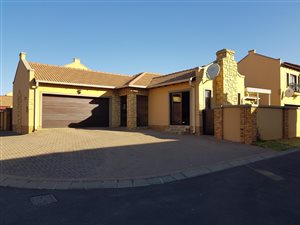 3 Bed Cluster in Hughes