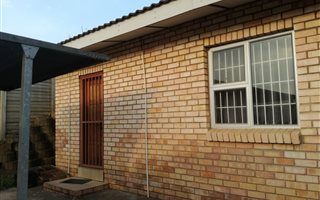 4 Bedroom House in Dunveria
