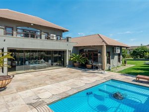 4 Bed House in Klein Zevenwacht