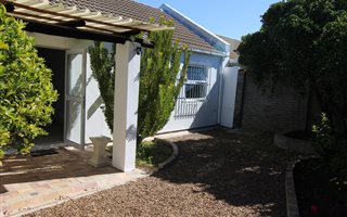 2 Bedroom Townhouse in De Bron