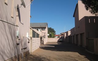 3 Bedroom Townhouse in Brackenhurst