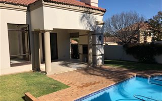 3 Bedroom House in Dainfern Ridge
