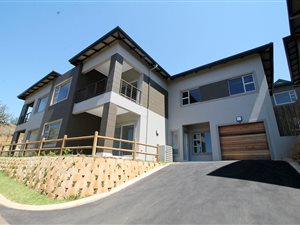 3 Bed Apartment in Simbithi Estate