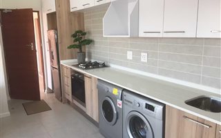 1 Bedroom Apartment in Modderfontein