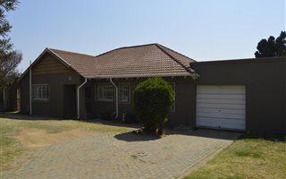 4 Bedroom House in Rewlatch