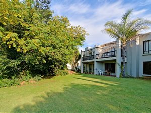 2 Bed Apartment in Bloubosrand