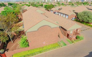 2 Bedroom Townhouse in Eco Park