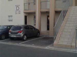 2 Bed Apartment in Blue Downs