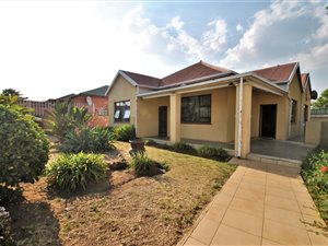 4 Bed House in Kenilworth