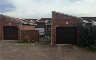 2 Bedroom Apartment in Shelly Beach
