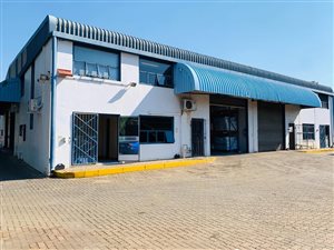 850 m² Industrial space in Hennopspark