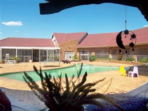 7 Bed House in Fairleads