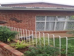 3 Bed House in Barkly West
